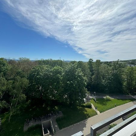 באיירוט 1 Zimmer Wohnung Mit Balkon Und Kueche מראה חיצוני תמונה
