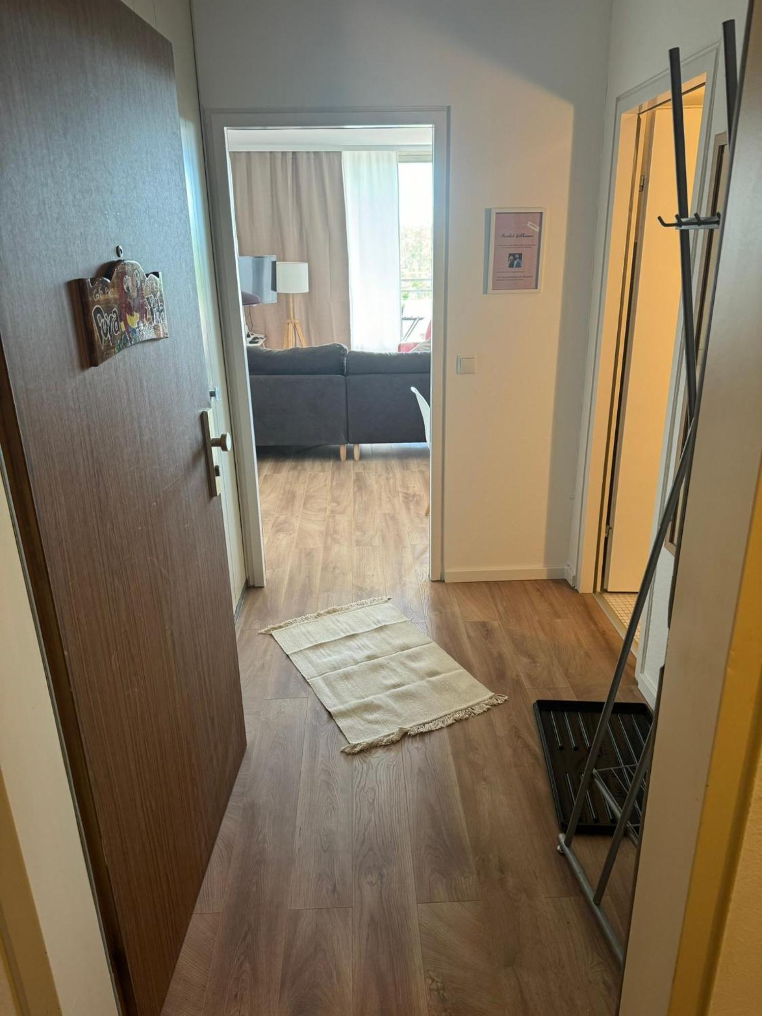 באיירוט 1 Zimmer Wohnung Mit Balkon Und Kueche מראה חיצוני תמונה