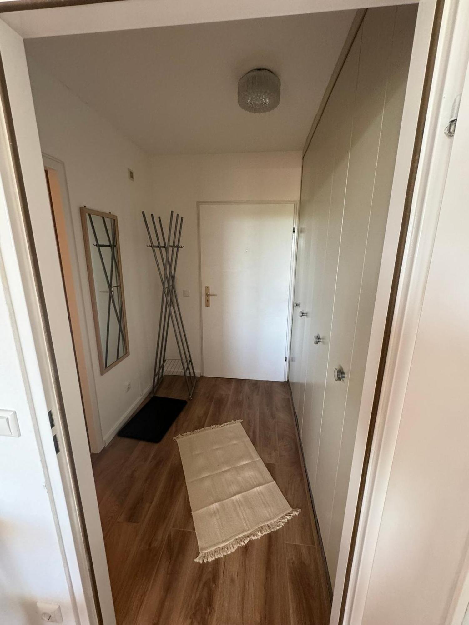 באיירוט 1 Zimmer Wohnung Mit Balkon Und Kueche מראה חיצוני תמונה