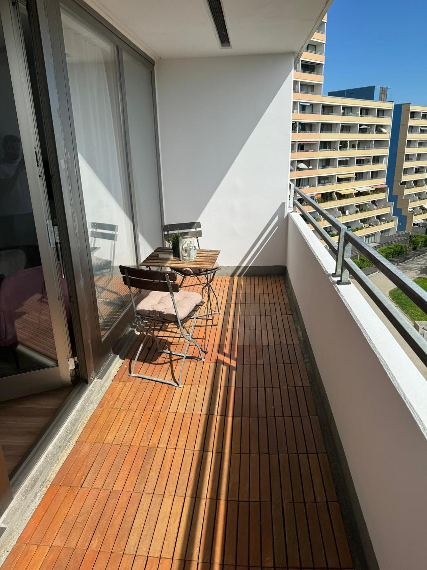 באיירוט 1 Zimmer Wohnung Mit Balkon Und Kueche מראה חיצוני תמונה